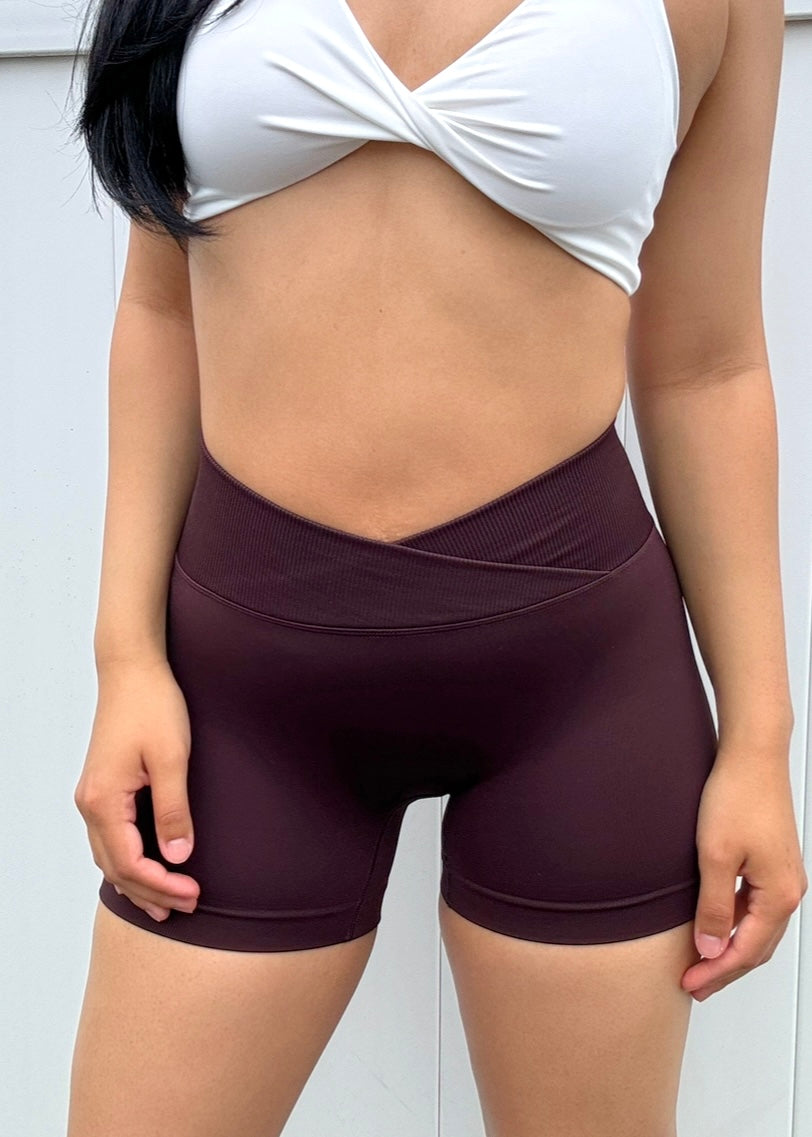 Seamless Scrunch Shorts | Espresso